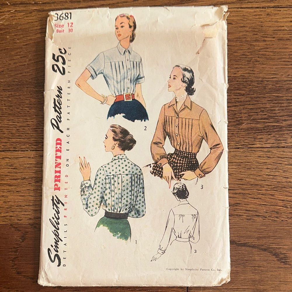 Vintage 1951 Simplicity Women's Blouse Sewing Pattern #3681